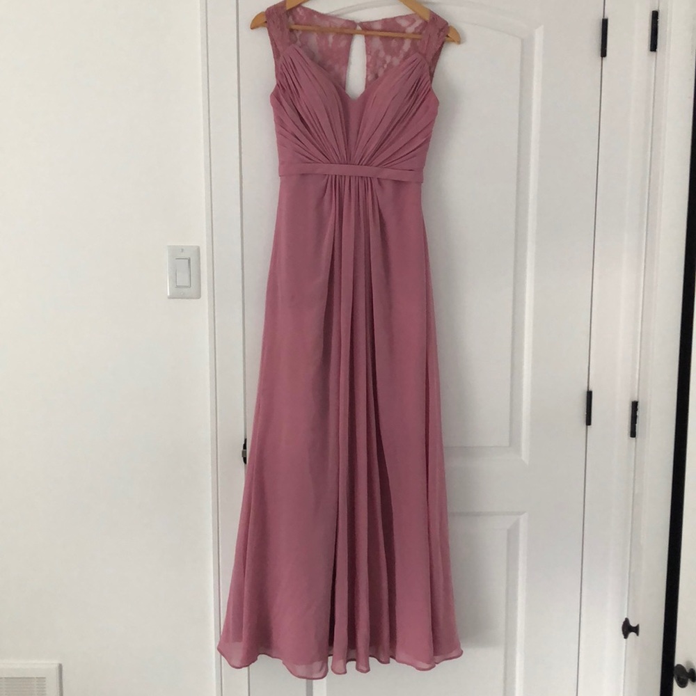 Beautiful pink dress💞